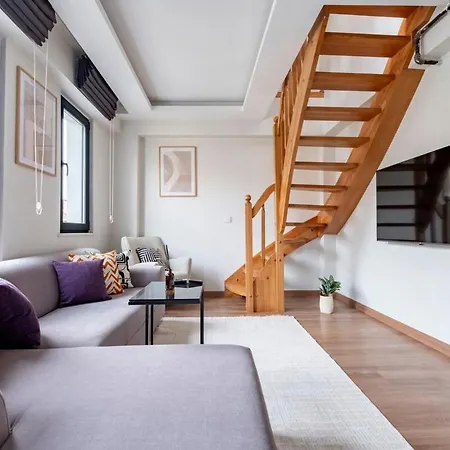 דירה 3-bedroom *